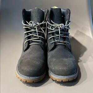 Women’s Timberland Boots W Size 8
